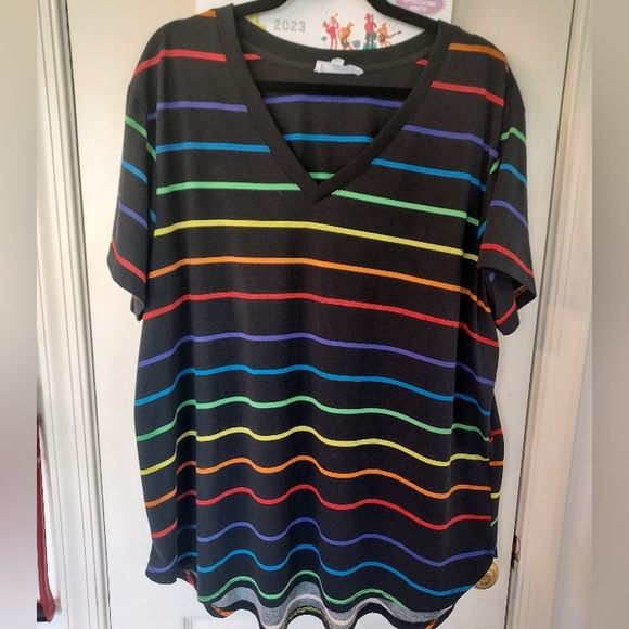 Jane and Delancey Tops - Jane and Delancey Multi Colored Stripes Short Sleeve Shirt in Size 2X